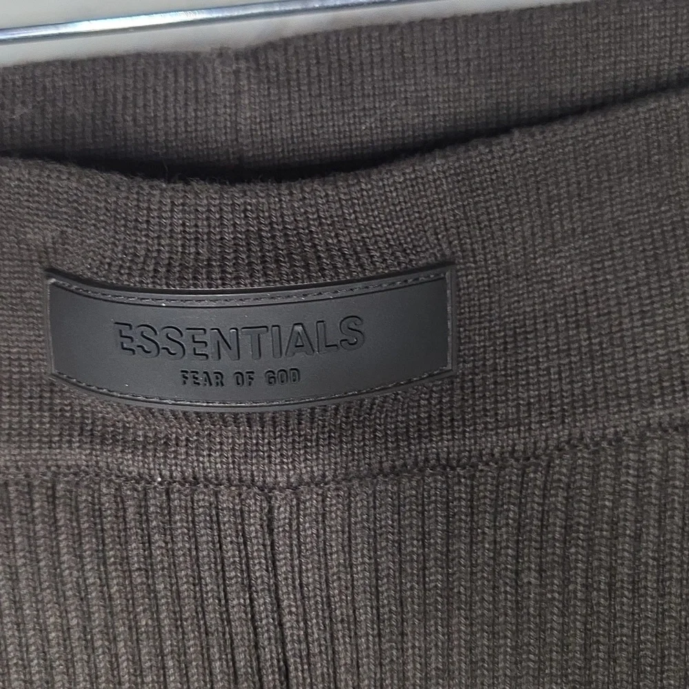 Essentials Charcoal/ Chocolate Ribbed Leggings Size M - Picture 7 of 12